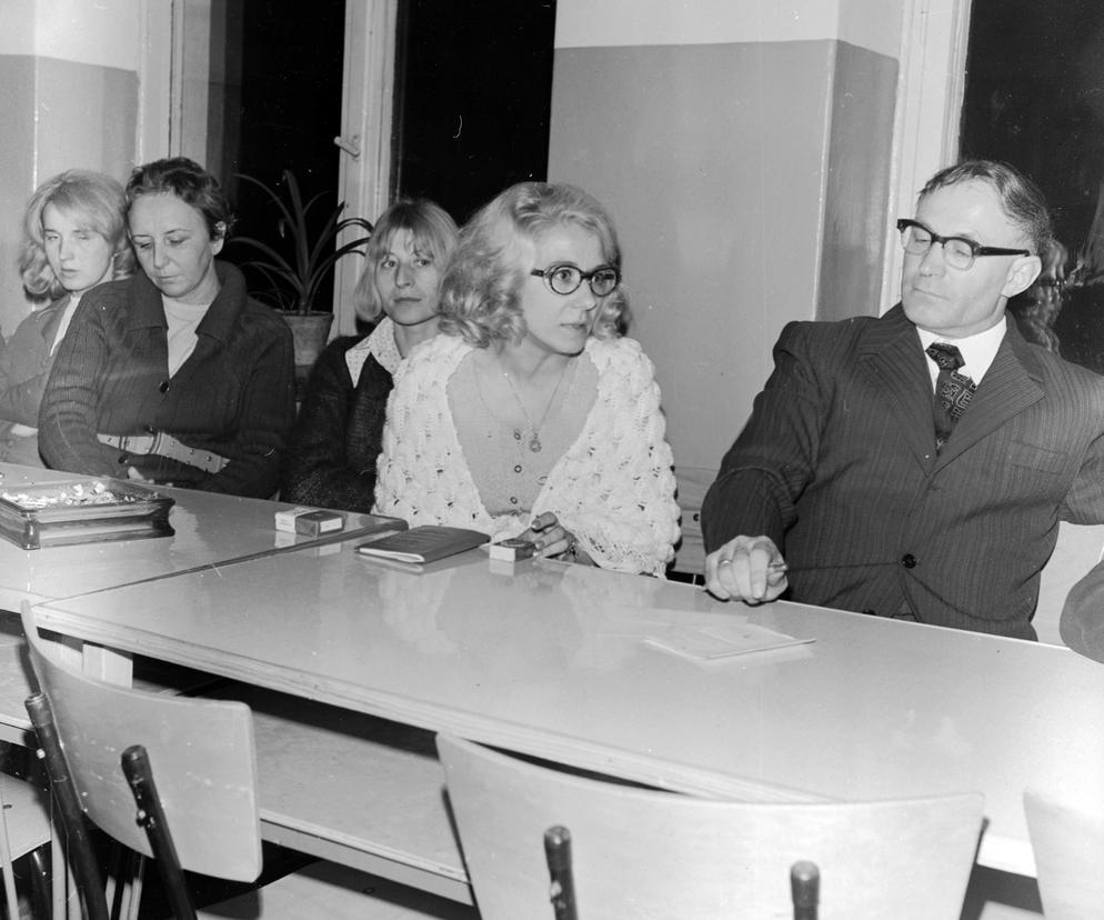 Spotkanie pedagogów z powiatu łapskiego z przedstawicielami władz; w szkole w Uhowie, 1973 rok