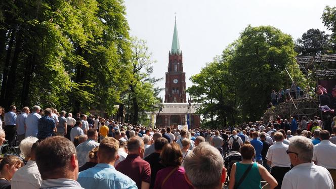 Pielgrzymka mężczyzn i młodzieńców do Piekar Śląskich 2023
