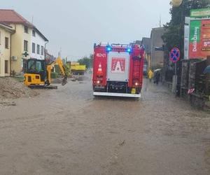 Burze z ulewami nad Polską. Podtopione budynki i szpital w Głuchołazach