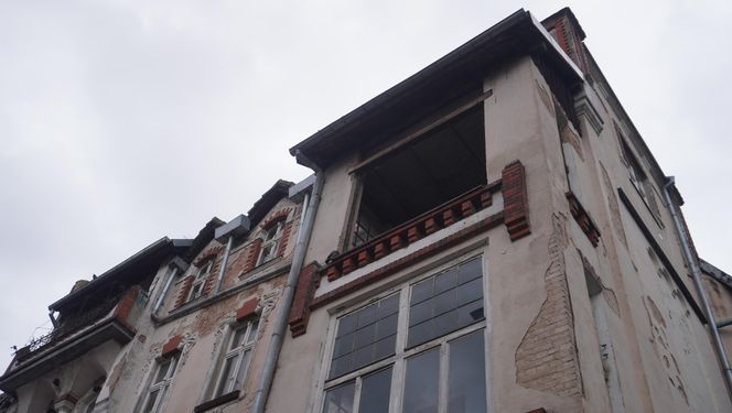 Zabytkowa kamienica w Olsztynie na sprzedaż. To największy pustostan w centrum miasta