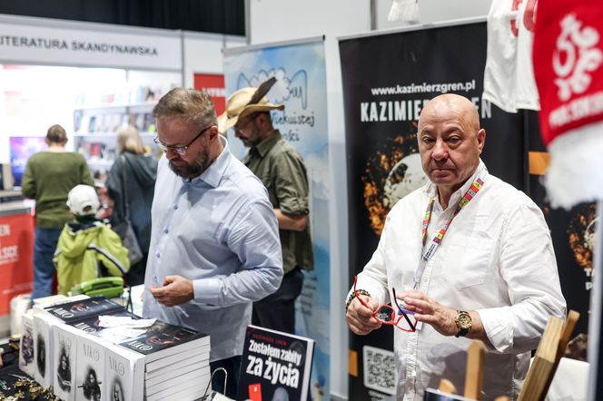 Targi Książki w Katowicach to okazja do zdobycia autografów pisarzy