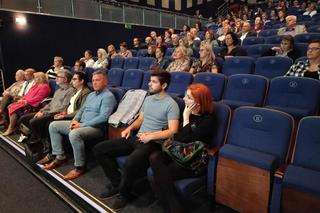 Siedleccy rodzice mogli porozmawiać z psychologiem i posłuchać młodzieży opowiadającej na filmie o swoich problemach