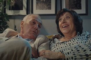 M jak miłość odc. 1844. Iwona (Hanna Śleszyńska), Jerzy Argasiński (Karol Strasburger)