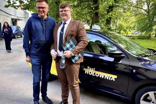 Szymon Hołownia łowi wyborców taksówką! Ale numer [ZOBACZ]