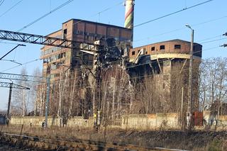 Złomiarze dewastują budynki po kopalni Mysłowice