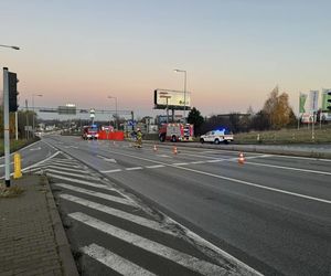 Wypadek w Mikołowie. Jeden z samochodów stanął w płomieniach