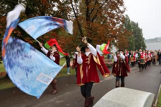 Uroczyste odsłonięcie tablicy al. Europejskiej Stolicy Młodzieży Lublin 2023 i zakopanie kapsuły czasu w Parku Ludowym