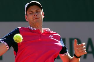 Hurkacz - Varillas RELACJA NA ŻYWO Polak cierpi! Gra z kontuzją i przegrał seta! Roland Garros Hurkacz - Varillas WYNIK NA ŻYWO mecz dzisiaj 