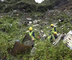 Nepal/ Osiemnaście osób zginęło w wypadku samolotu podczas startu