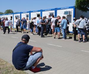 Pożar Marywilskiej 44. Przyczyną prawdopodobnie podpalenie. Na miejscu powstają tymczasowe hale