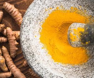 To najzdrowsza przyprawa świata. Kuchenne złoto to smak, zdrowie i witaminy