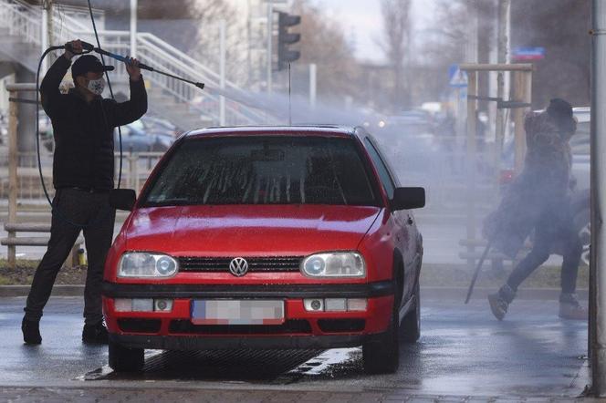 Sławomir dba o niego bardziej niż o żonę