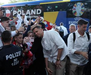 Euro 2024. Piłkarzy przywitał tłum kibiców! Reprezentacja jest już na miejscu 