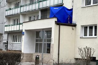 Tragedia na Mokotowie. Spadła z 8. piętra na dach klatki schodowej. Nie żyje