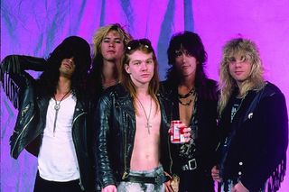 Tom Hunting (Exodus) wspomina, jak po raz pierwszy zobaczył Guns N' Roses. Grali świetnie