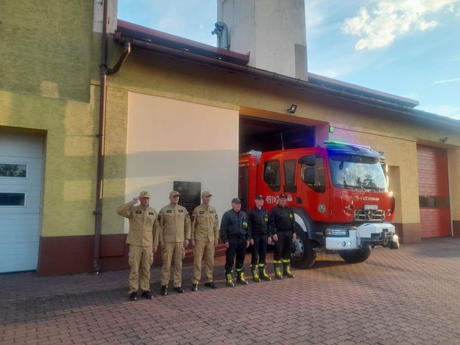 Hołd małopolskich strażaków dla zmarłego kolegi