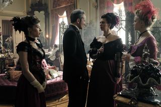 Polowania na ćmy odc. 2. Yvette (Sonia Mietielica), Grun (Przemyslaw Stippa), Mathilde (Nela Maciejewska), Luba Czajka (Anita Szepelska)