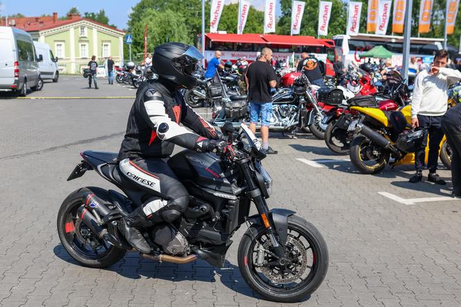 Parada motocyklistów w Dąbrowie Górniczej