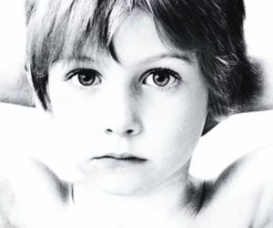 U2