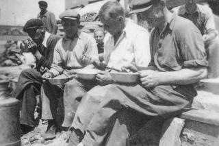 Kultowe potrawy Polski Ludowej