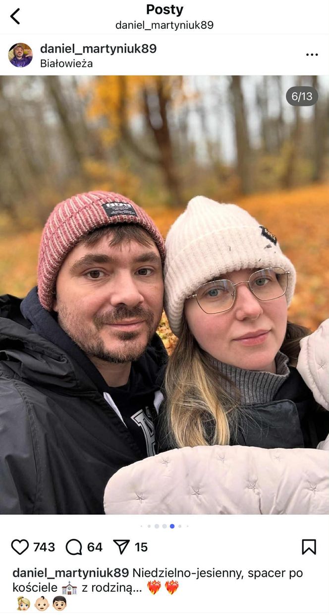 Co za przemiana! Daniel Martyniuk z żoną i dzieckiem na spacerze