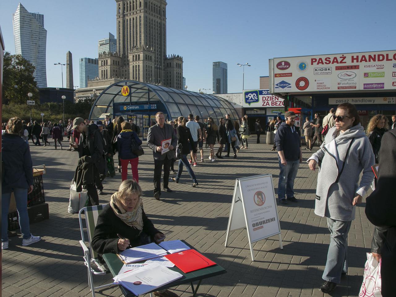 Zaczynają walczyć o referendum