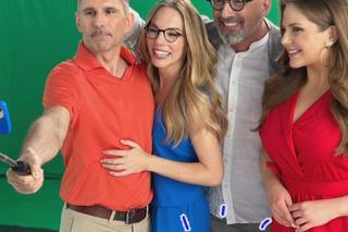 	M jak miłość nowa czołówka 2024. Anita (Melania Grzesiewicz), Kamil (Marcin Bosak), Sylwia (Hanna Turnau), Adam Werner (Jacek Kopczyński)