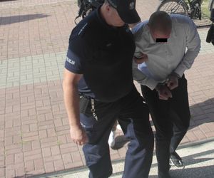 Były minister PiS Adam Niedzielski brutalnie zaatakowany. Sprawcy usłyszeli zarzuty i się tłumaczą