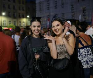 Potańcówka przed Teatrem Śląskim w Katowicach