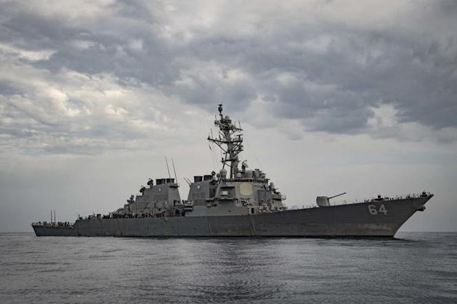 USS Carney_US Navy, niszczyciel