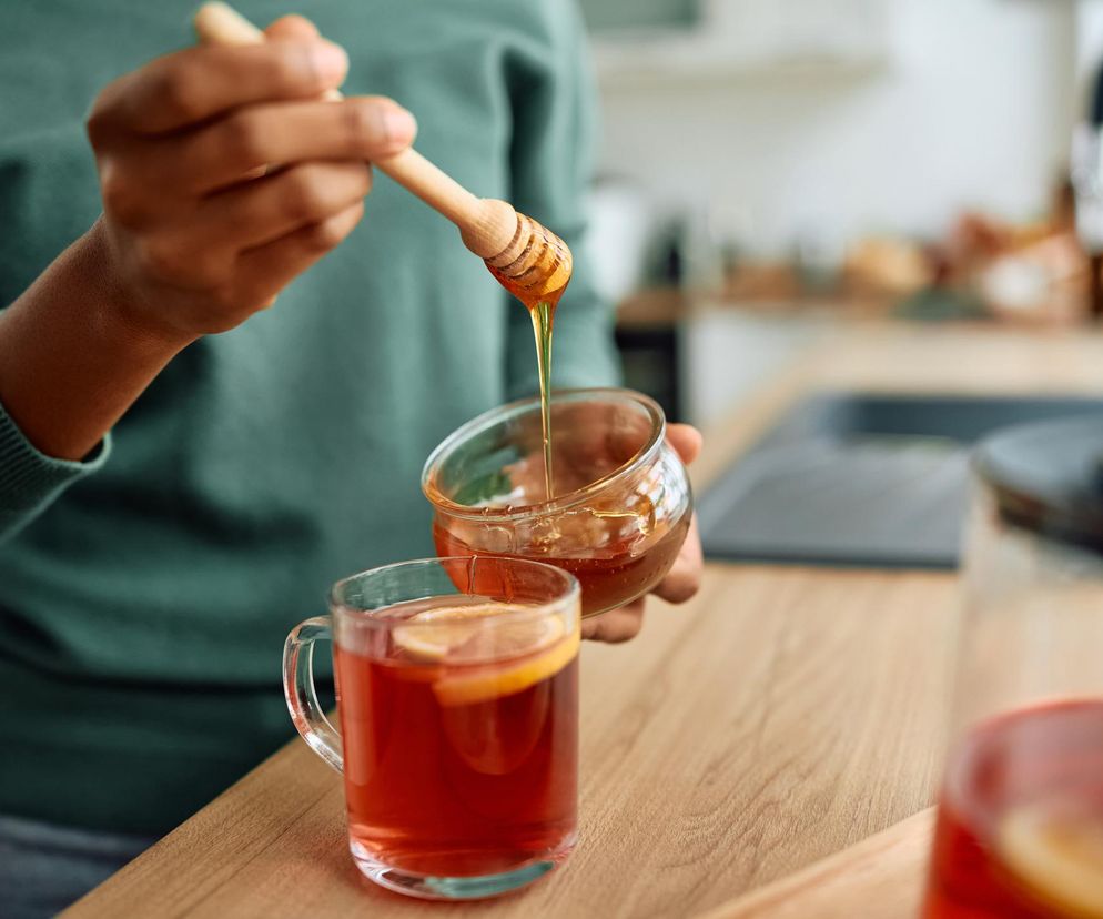 Miód to zawsze samo zdrowie? Tych produktów ekspert nie poleca