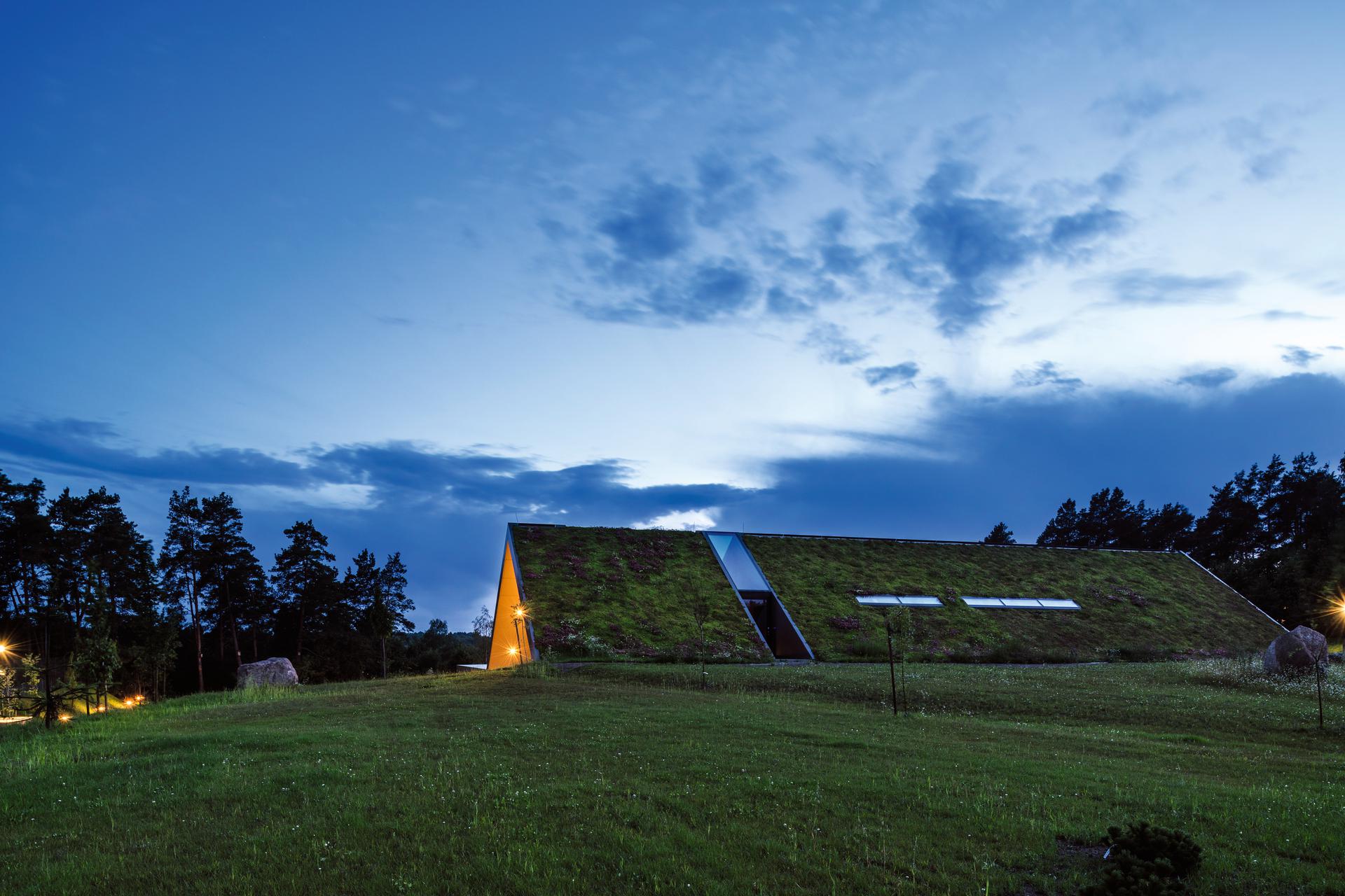 Dom jednorodzinny Green Line House 15