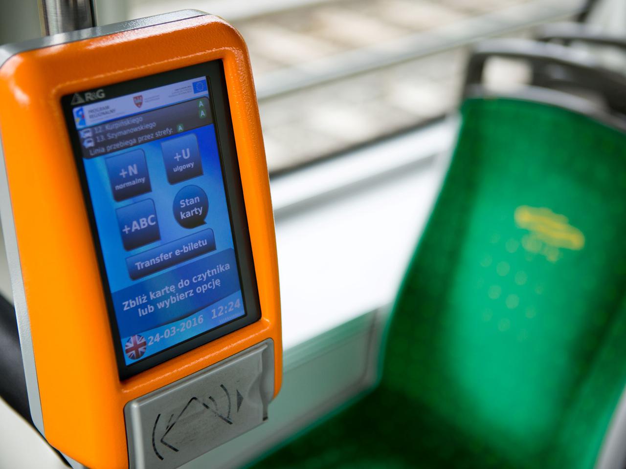 Jeździsz na gapę? Najprawdopodobniej jesteś kobietą. Paniom zdarza się to częściej