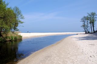 Pomorskie nad wodą. TOP 10 miejsc na odpoczynek! Gdzie jeżdżą mieszkańcy regionu? Sprawdź