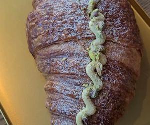 Gigantyczny croissant w Gdańsku