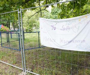 Ogrodzony plac zabaw na Winogradach