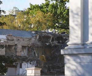 Szok! Biały Dom częściowo zburzony. Już wiadomo, co się stało