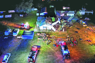 „Przez rumowisko do ciał”. Koszmarna relacja lekarza sekundy po katastrofie samolotu w Chrcynnie