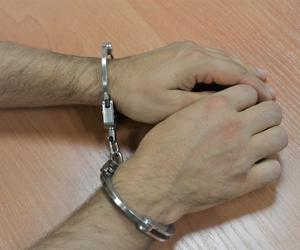 Chciała ochronić portfel przed złodziejem. Przestępca wpadł w szał i poturbował seniorkę