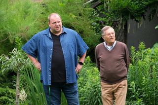 M jak miłość odc. 1689. Tadeusz (Bartłomiej Nowosielski), Józef Modry (Stefan Friedmann)