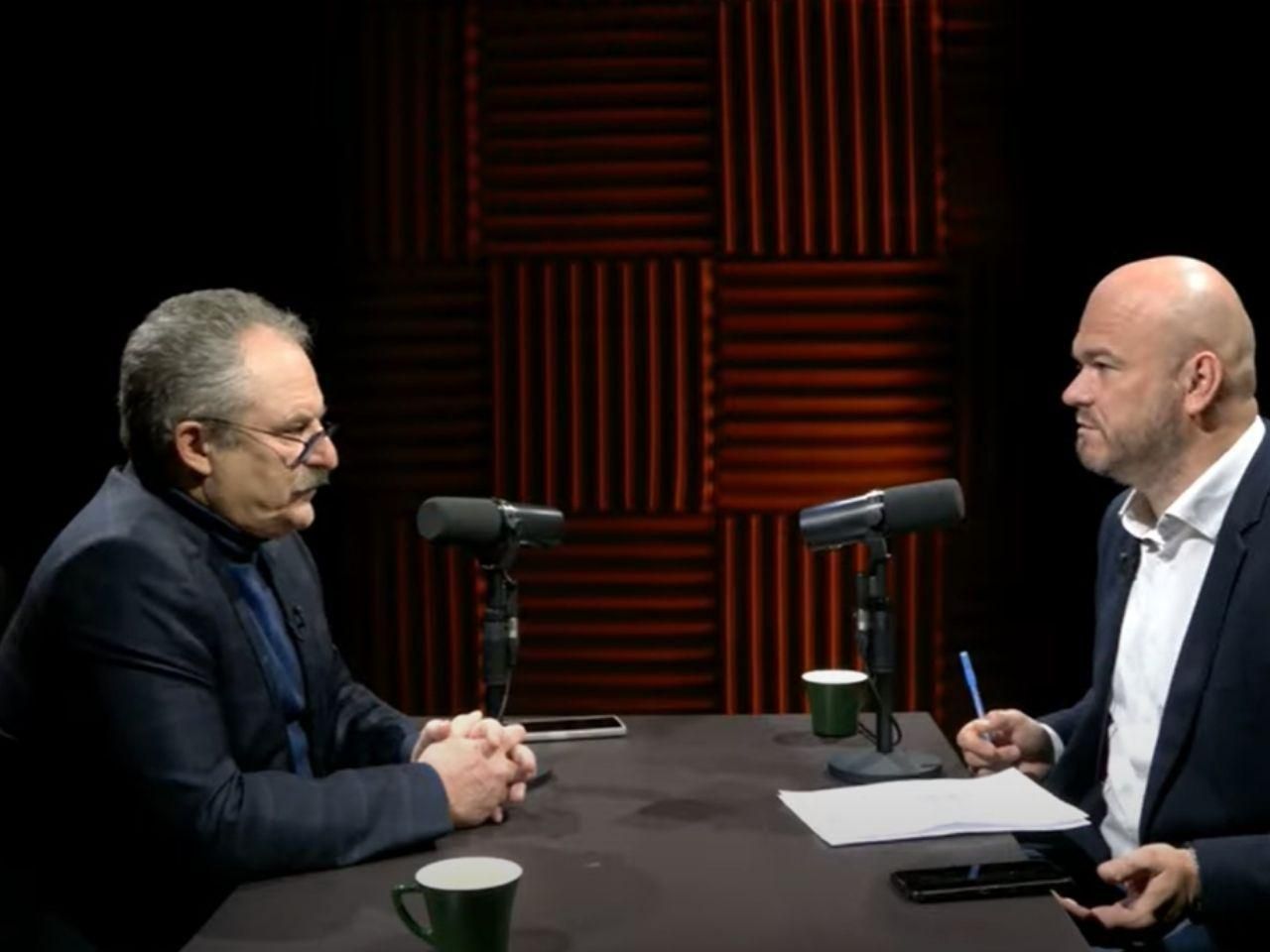 Marek Jakubiak krytykuje Mentzena za to, iż zaatakował Nawrockiego: "Sławek powinien…
