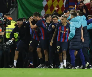 Real Madryt dobity w końcówce! El Clasico dla Barcelony, szalony mecz Lewandowskiego i spółki 