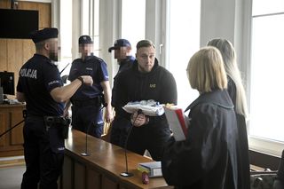 Łukasz Ż. stanął przed sądem. Przeprosił i częściowo przyznał siędo winy. Jego kolega: „Nie pomagałem Łukaszowi”