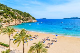 Zasady bezpiecznego plażingu, czyli hiszpańskie wakacje