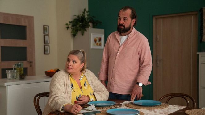 Barwy szczęścia odc. 3241.Borys (Jakub Wieczorek), Aldona (Elżbieta Romanowska)