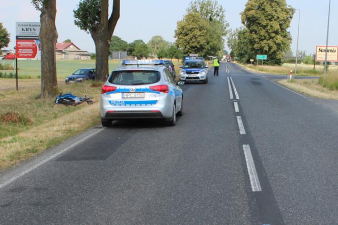 Groźny wypadek w powiecie świeckim. Sprawca uciekł z miejsca wypadku! [ZDJĘCIA]