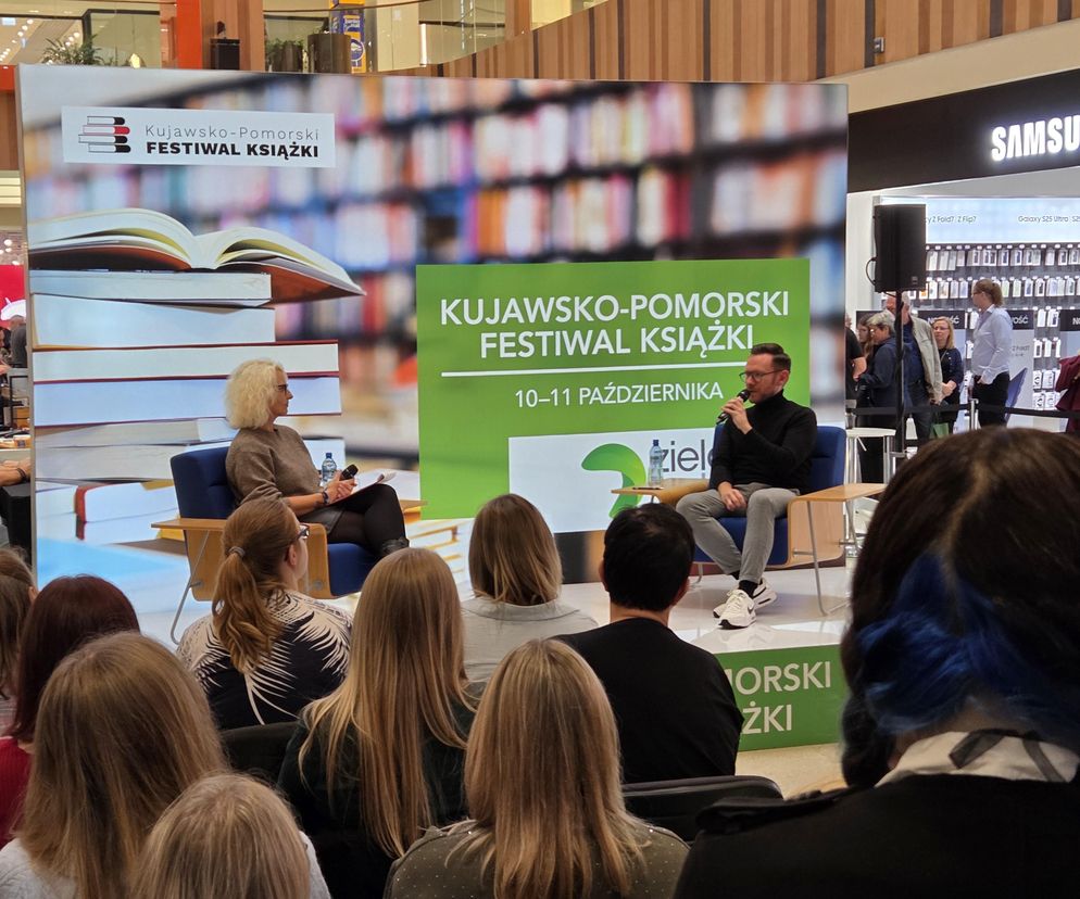 Tłumy na Kujawsko-Pomorskim Festiwalu Książki! Zielone Arkady zamieniły się w literacki raj