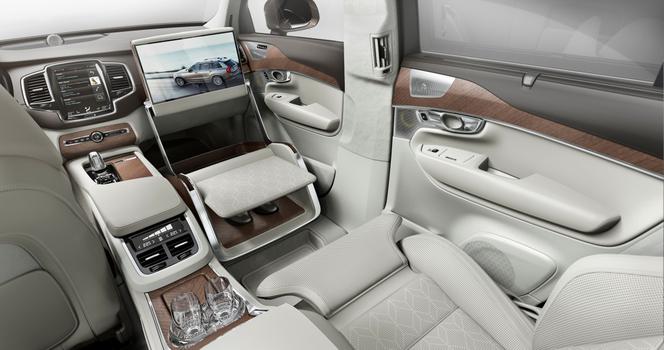 Volvo XC90 Excellence Lounge Console