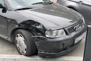 Staranował hulajnogę, uciekł i wrócił. Wypadek w samym centrum Warszawy 