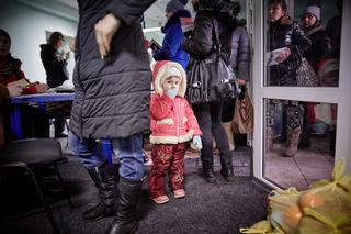 Ukraińskie matki znaczą dzieci - robią to na wypadek swojej śmierci [FOTO]